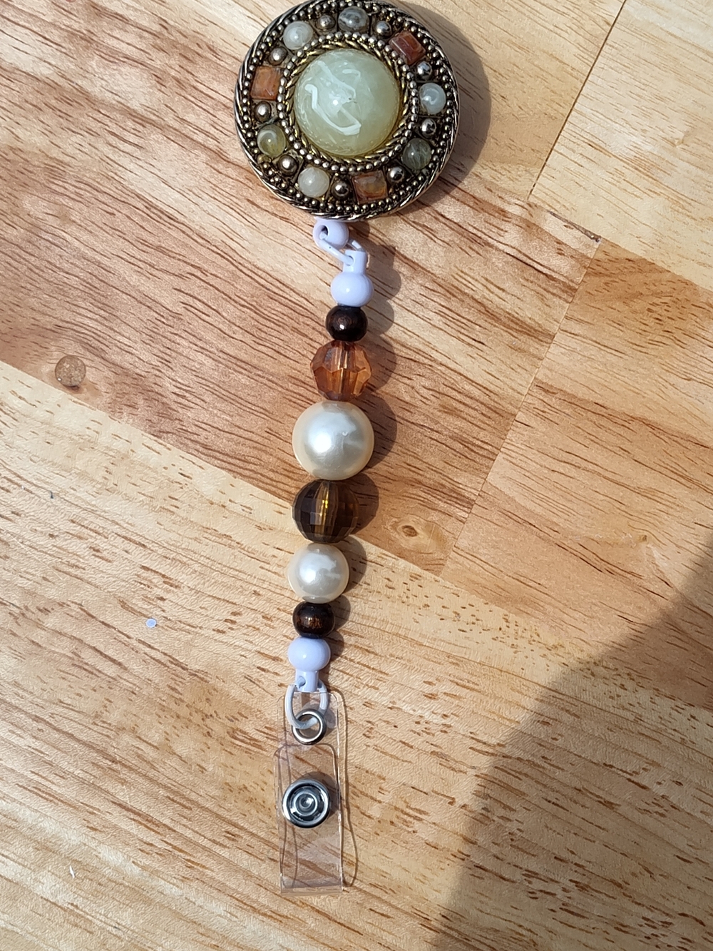 Vintage Brooch Beaded Retractable Badge Reel in Cream, Brown and Gold